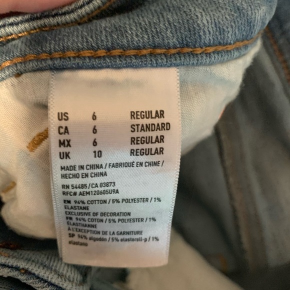 American Eagle Light Wash Distressed Jean Skirt - Picture 3 of 5